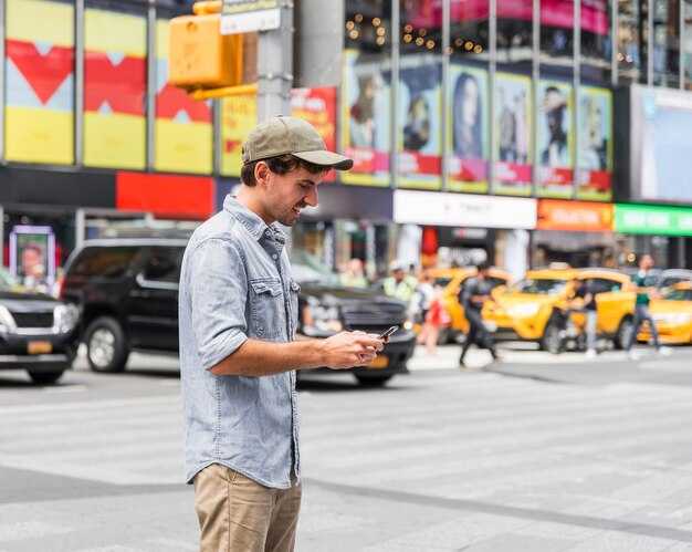 Getting Around NYC - The Essential Guide to Navigating New York City
