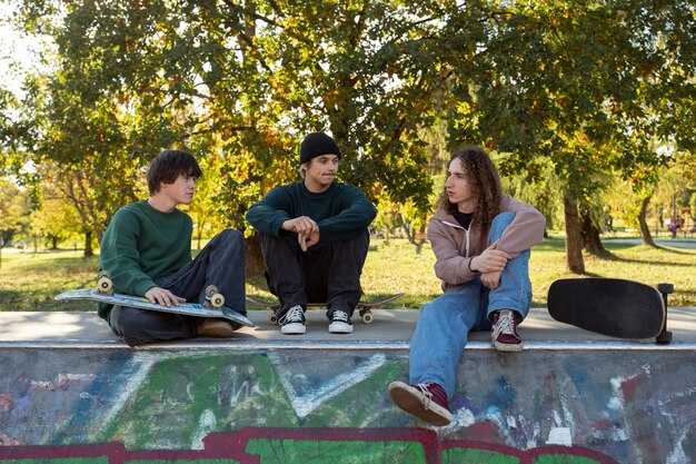 Skate Parks - The Ultimate Guide to the Best Parks, Tips, and Safety