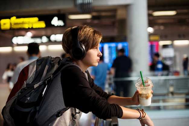 The Ultimate New York City Airport Guide - JFK, LGA, and EWR Tips