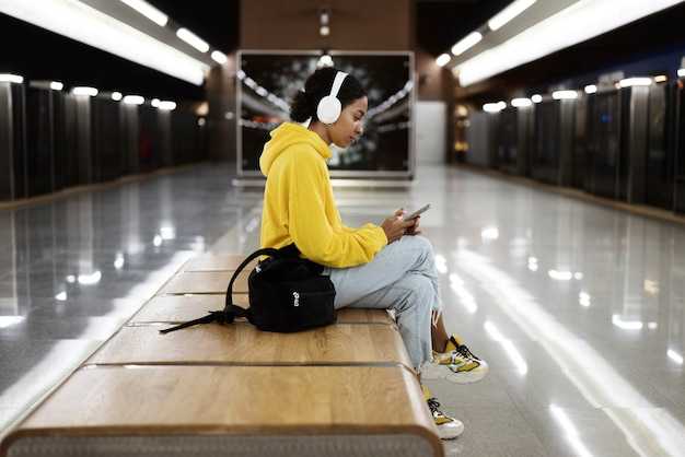 Your First Time Traveling Alone in an Airport - The Complete Guide