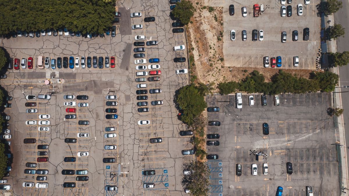 JFK Long-Term Parking: Rates, Lots and How to Book