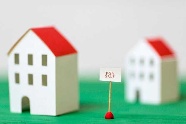 Upfront Payment Red Flags: Large deposits, non-refundable terms, or requests to wire money