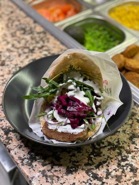 Practical guide to NYC's vegan and vegetarian dining: picks, tips, and planning