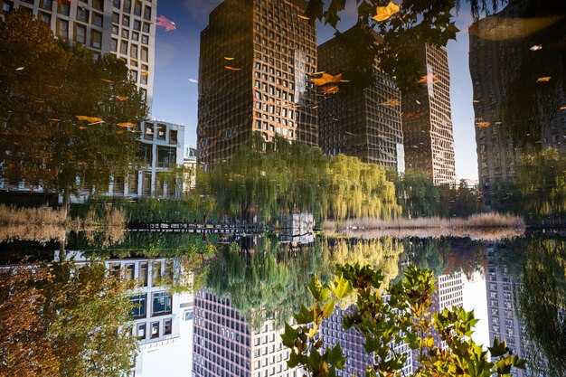 Rooms and Design: Modern Comfort, In-Room Tech, and Sleep Quality